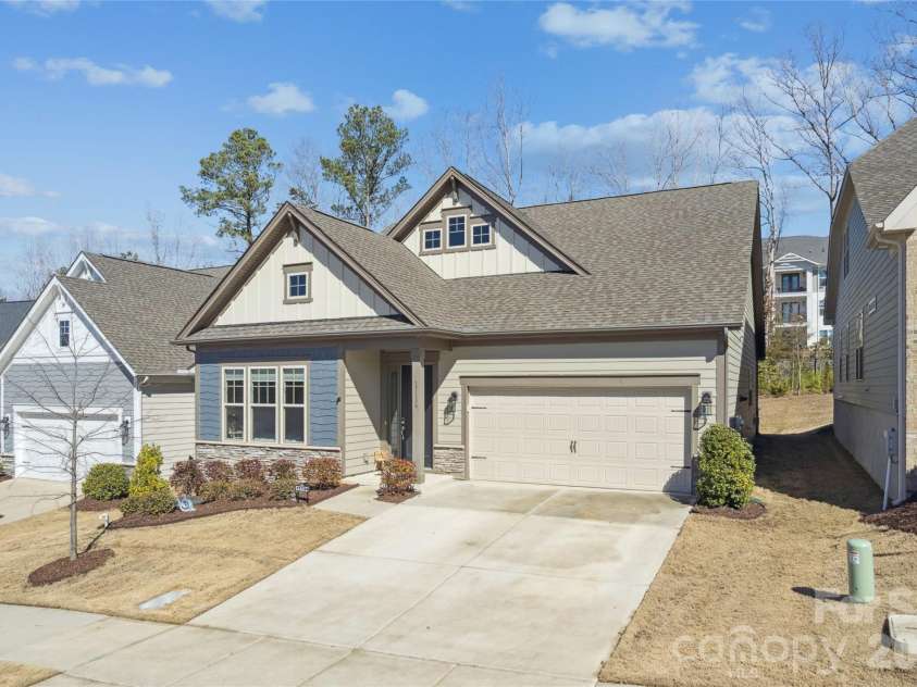 17134 Sand Bank Road, Charlotte, NC 28278.  MLS# CAR4347753, YatesRealty ID 8723. 