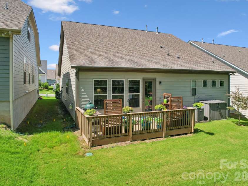 17134 Sand Bank Road, Charlotte, NC 28278.  MLS# CAR4347753, YatesRealty ID 8723. 