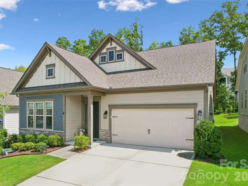 17134 Sand Bank Road, Charlotte, NC 28278.  MLS# CAR4347753, YatesRealty ID 8723. 