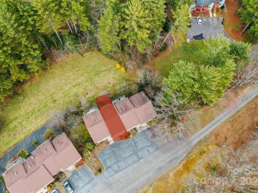 125 Winchester Drive, Waynesville, NC 28785.  MLS# CAR4231858, YatesRealty ID 8724. 