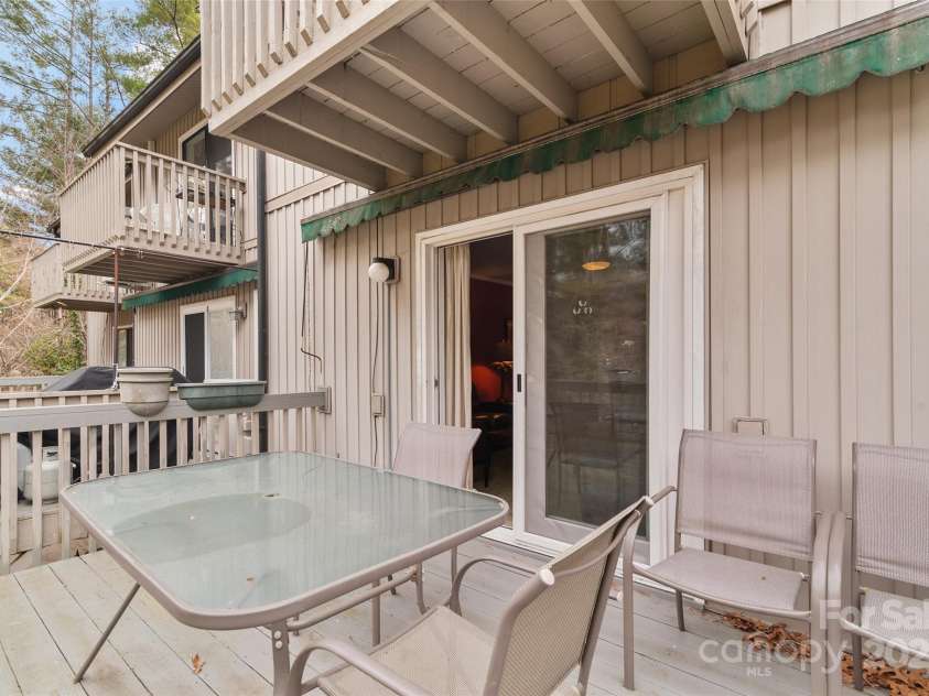 125 Winchester Drive, Waynesville, NC 28785.  MLS# CAR4231858, YatesRealty ID 8724. 