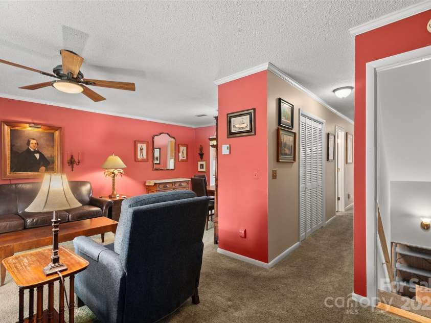 125 Winchester Drive, Waynesville, NC 28785.  MLS# CAR4231858, YatesRealty ID 8724. 
