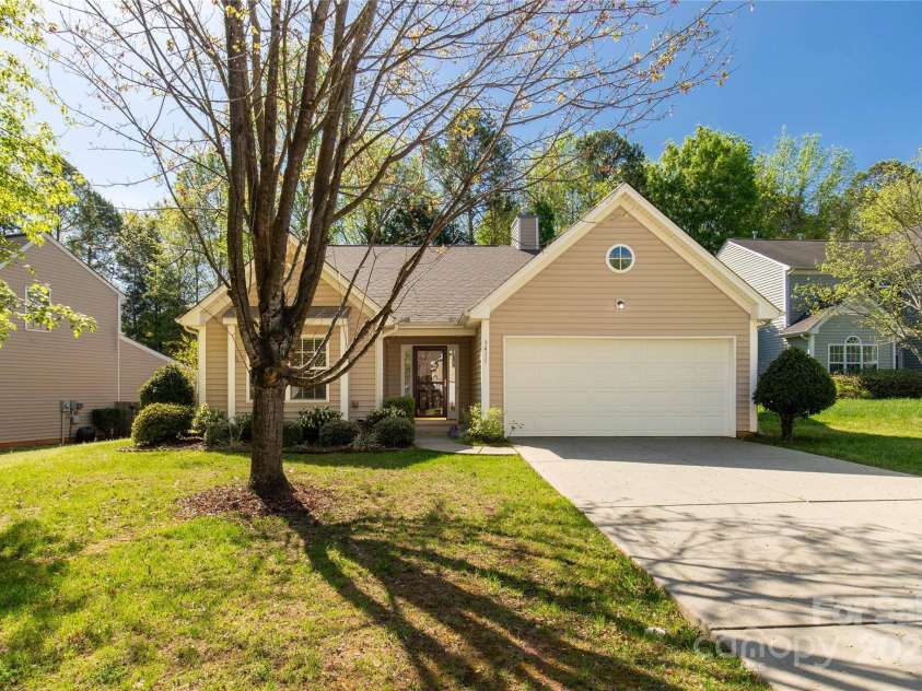 3411 Xandra Court, Indian Land, SC 29707.  MLS# CAR4242708, YatesRealty ID 8725. Welcome home!