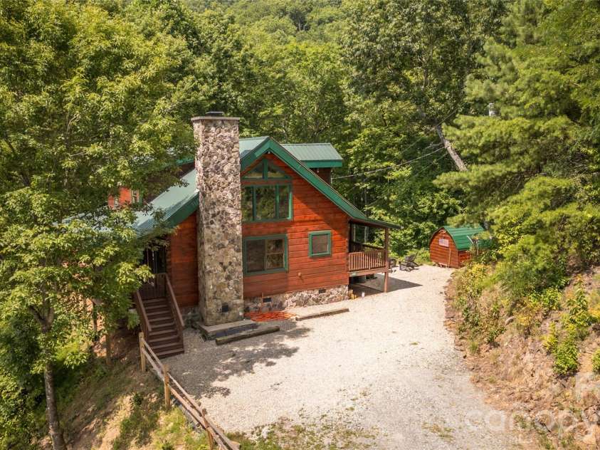 460 Briggs Cove Road, Robbinsville, NC 28771.  MLS# CAR4360599, YatesRealty ID 8726. 