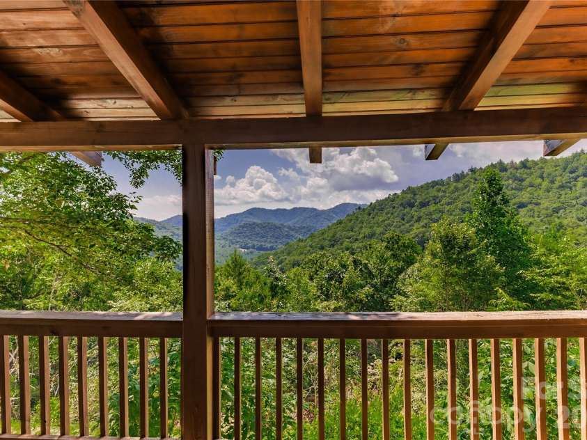 460 Briggs Cove Road, Robbinsville, NC 28771.  MLS# CAR4360599, YatesRealty ID 8726. 