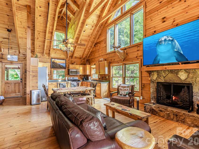 460 Briggs Cove Road, Robbinsville, NC 28771.  MLS# CAR4360599, YatesRealty ID 8726. 