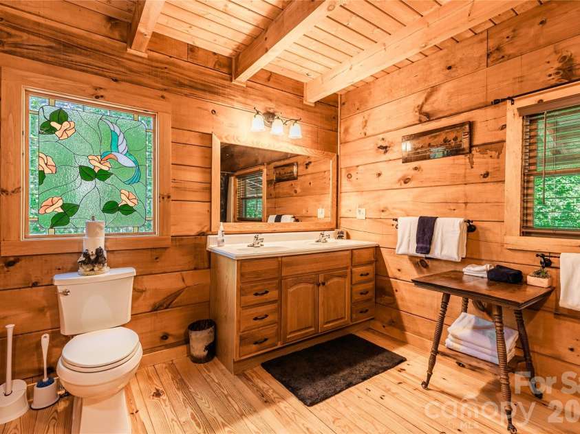 460 Briggs Cove Road, Robbinsville, NC 28771.  MLS# CAR4360599, YatesRealty ID 8726. 