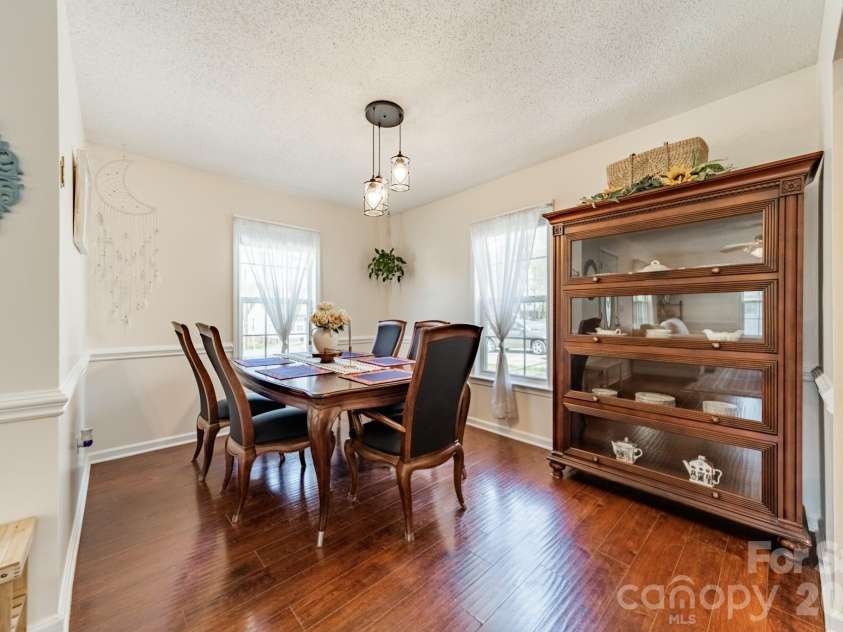 1015 Walnut Street, Kannapolis, NC 28081.  MLS# CAR4361943, YatesRealty ID 8727. 