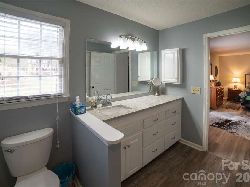 106 Pinebark Court, Morganton, NC 28655.  MLS# CAR4351150, YatesRealty ID 8728. Primary en-suite