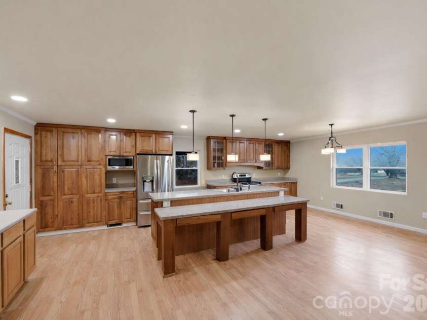 115 Belmar Road, Kings Mountain, NC 28086.  MLS# CAR4353343, YatesRealty ID 8729. 