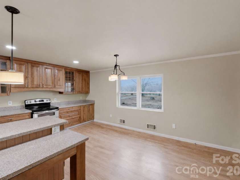 115 Belmar Road, Kings Mountain, NC 28086.  MLS# CAR4353343, YatesRealty ID 8729. 