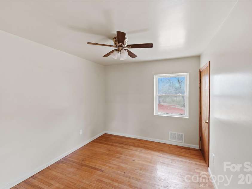 115 Belmar Road, Kings Mountain, NC 28086.  MLS# CAR4353343, YatesRealty ID 8729. 