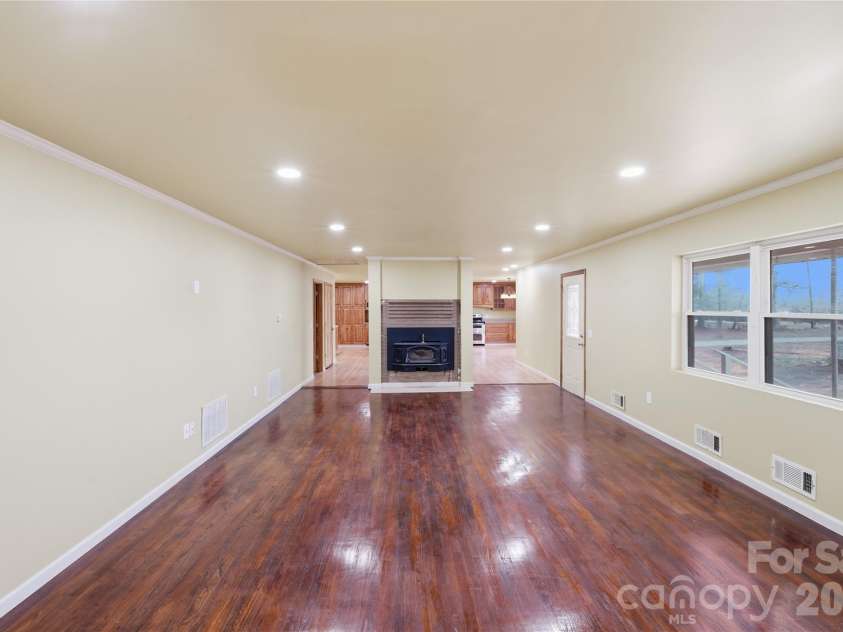 115 Belmar Road, Kings Mountain, NC 28086.  MLS# CAR4353343, YatesRealty ID 8729. 