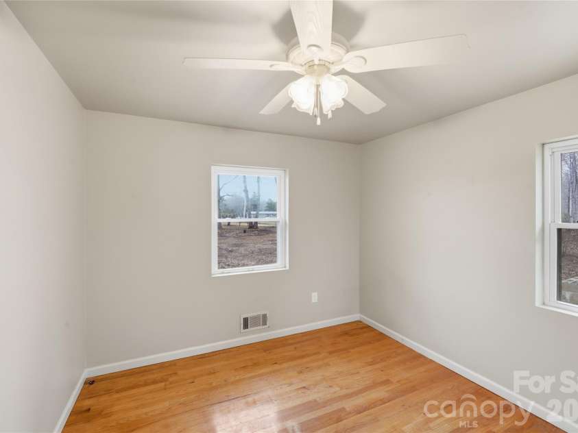 115 Belmar Road, Kings Mountain, NC 28086.  MLS# CAR4353343, YatesRealty ID 8729. 