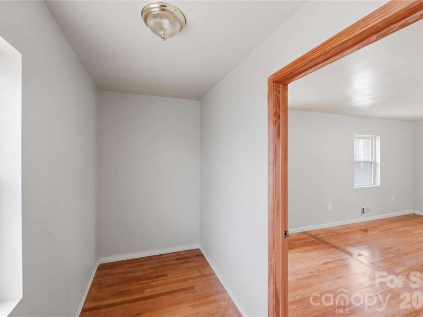 115 Belmar Road, Kings Mountain, NC 28086.  MLS# CAR4353343, YatesRealty ID 8729. 