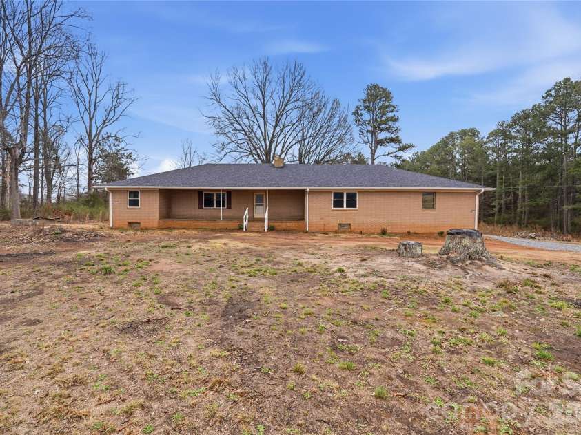 115 Belmar Road, Kings Mountain, NC 28086.  MLS# CAR4353343, YatesRealty ID 8729. 