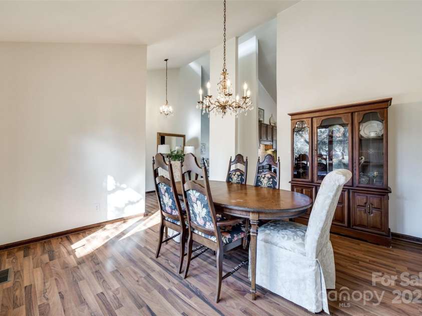 78 Honeysuckle Woods, Lake Wylie, SC 29710.  MLS# CAR4214110, YatesRealty ID 8729. 