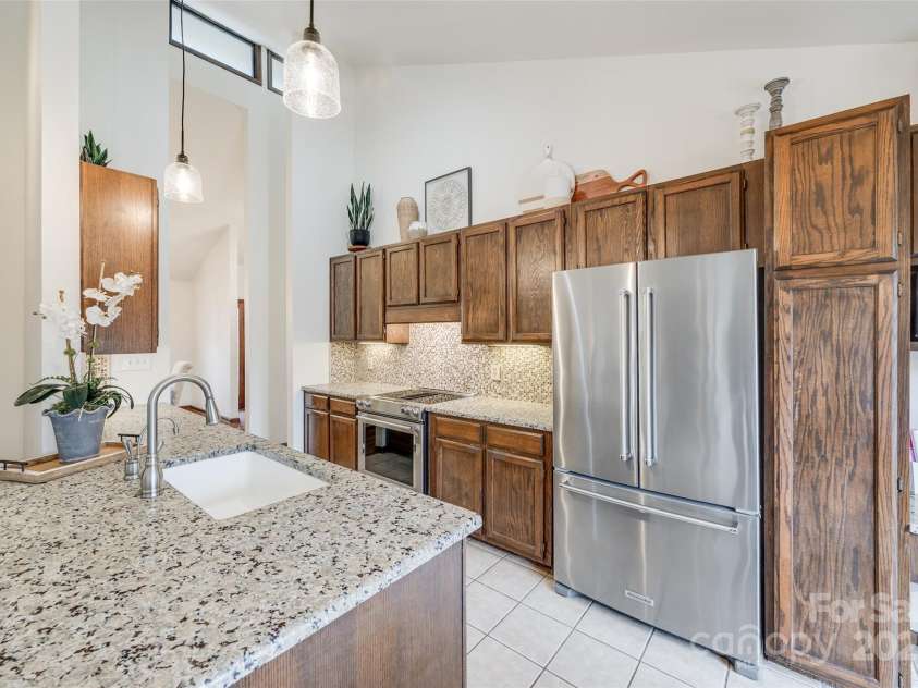 78 Honeysuckle Woods, Lake Wylie, SC 29710.  MLS# CAR4214110, YatesRealty ID 8729. 