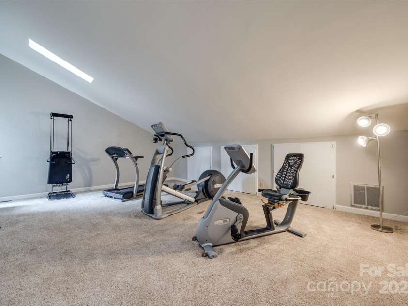 78 Honeysuckle Woods, Lake Wylie, SC 29710.  MLS# CAR4214110, YatesRealty ID 8729. 