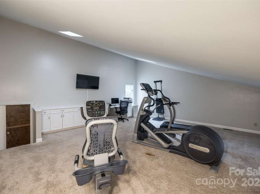 78 Honeysuckle Woods, Lake Wylie, SC 29710.  MLS# CAR4214110, YatesRealty ID 8729. 