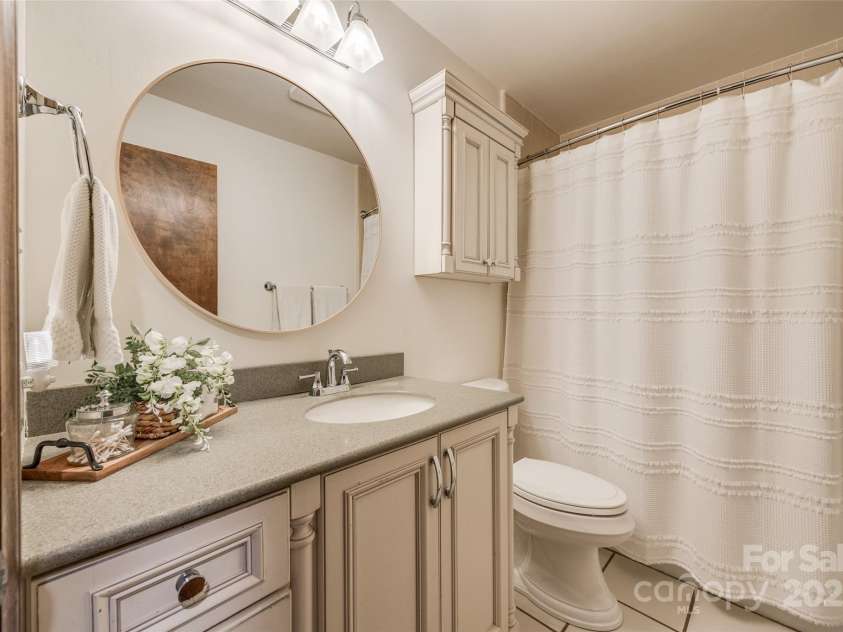 78 Honeysuckle Woods, Lake Wylie, SC 29710.  MLS# CAR4214110, YatesRealty ID 8729. 