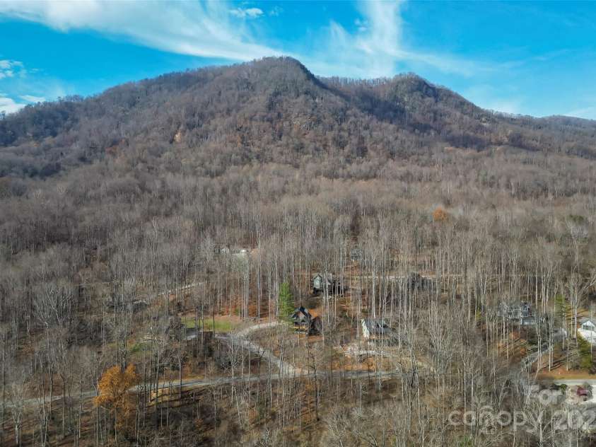 457 Blue Ridge Drive, Marion, NC 28752.  MLS# CAR4325336, YatesRealty ID 873. 