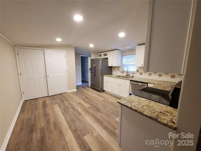 624 Brevard Street, Kings Mountain, NC 28086.  MLS# CAR4256302, YatesRealty ID 873. 