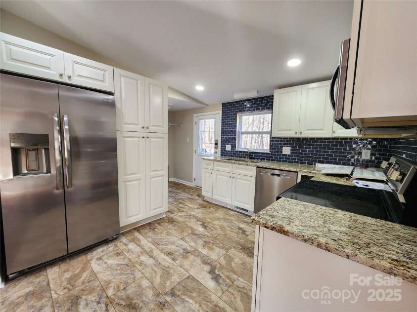 624 Brevard Street, Kings Mountain, NC 28086.  MLS# CAR4256302, YatesRealty ID 873. 