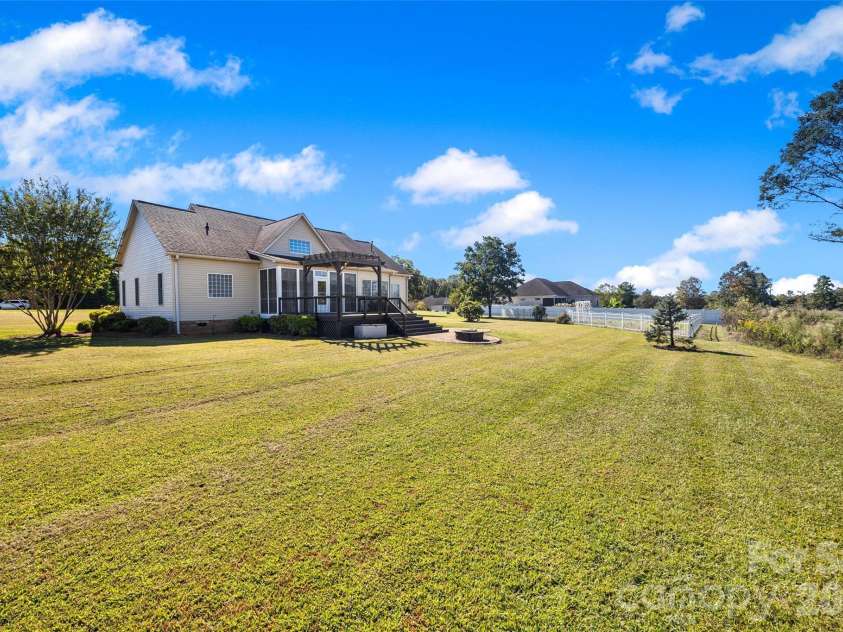 310 Clarendon Estates Drive, Clover, SC 29710.  MLS# CAR4305120, YatesRealty ID 8730. 1 Acre Yard