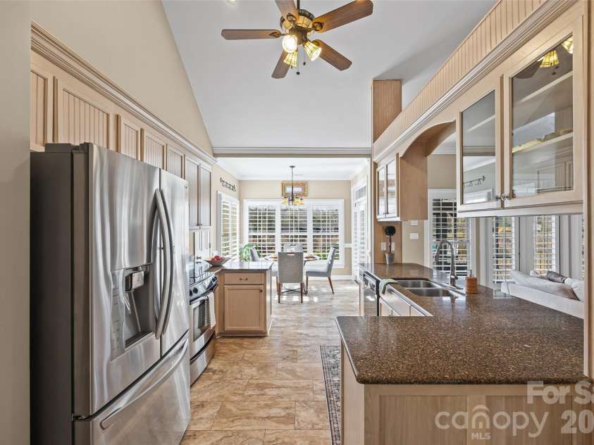 310 Clarendon Estates Drive, Clover, SC 29710.  MLS# CAR4305120, YatesRealty ID 8730. Open Kitchen