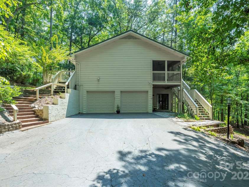 129 Melrose Court, Lake Lure, NC 28746.  MLS# CAR4226188, YatesRealty ID 8732. 