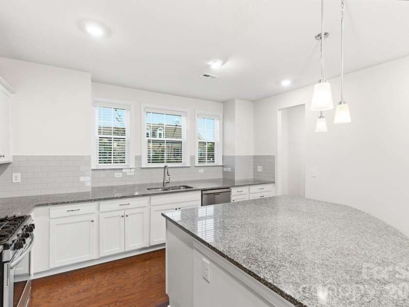 11515 Red Rust Lane, Charlotte, NC 28277.  MLS# CAR4360635, YatesRealty ID 8733. 