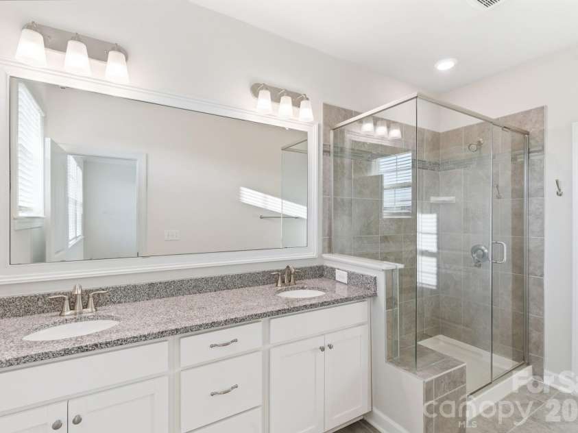 11515 Red Rust Lane, Charlotte, NC 28277.  MLS# CAR4360635, YatesRealty ID 8733. 