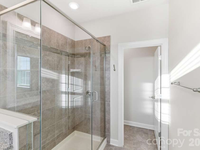 11515 Red Rust Lane, Charlotte, NC 28277.  MLS# CAR4360635, YatesRealty ID 8733. 