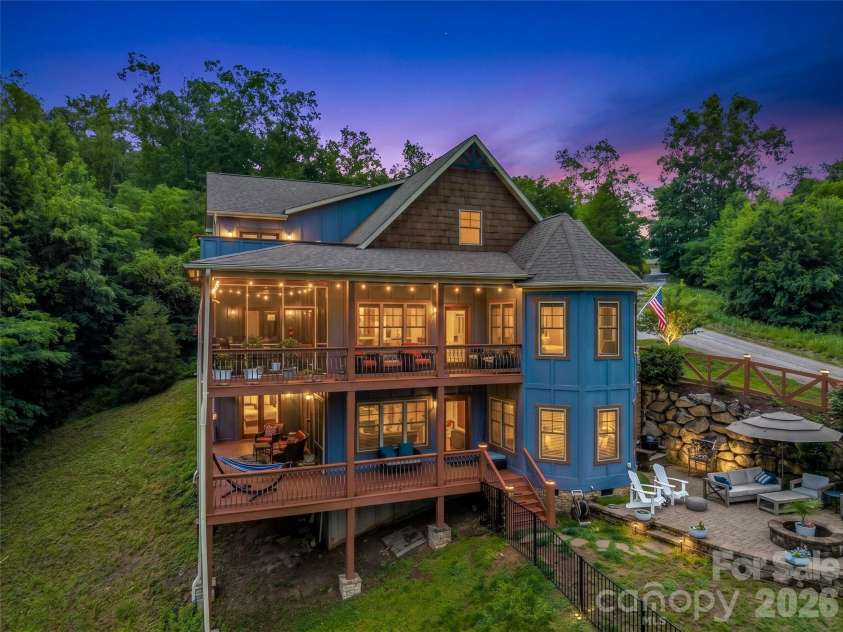 334 Willow Top Lane, Lake Lure, NC 28746.  MLS# CAR4388820, YatesRealty ID 8734. 