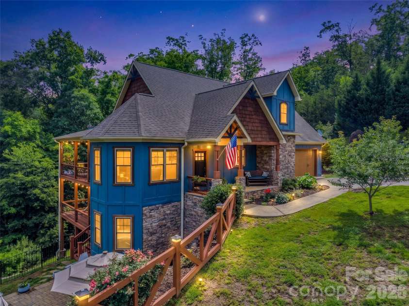 334 Willow Top Lane, Lake Lure, NC 28746.  MLS# CAR4388820, YatesRealty ID 8734. 