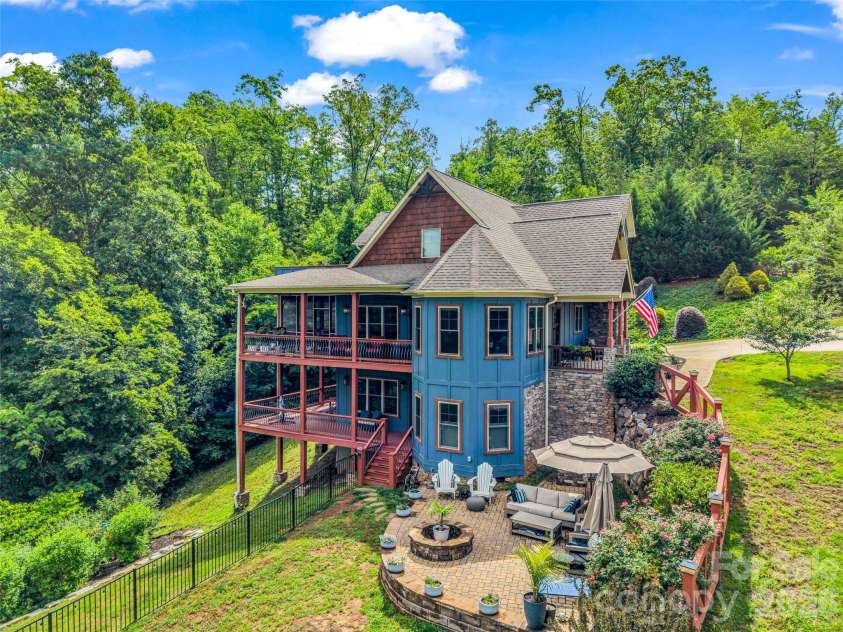 334 Willow Top Lane, Lake Lure, NC 28746.  MLS# CAR4388820, YatesRealty ID 8734. 