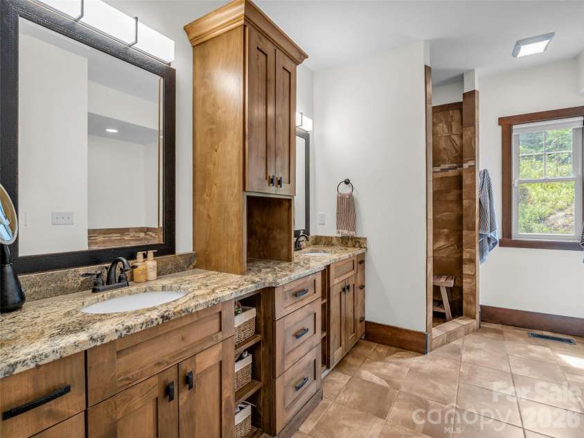 334 Willow Top Lane, Lake Lure, NC 28746.  MLS# CAR4388820, YatesRealty ID 8734. 