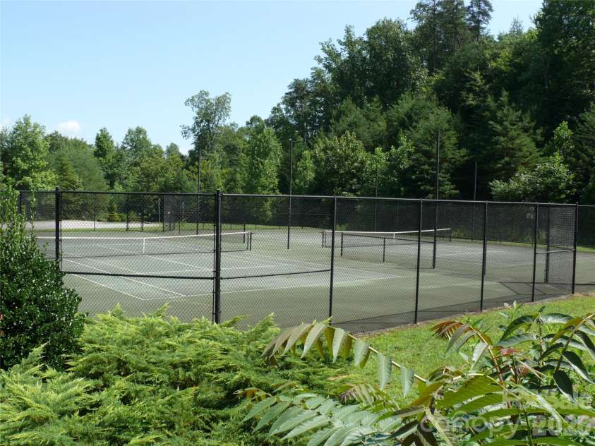 334 Willow Top Lane, Lake Lure, NC 28746.  MLS# CAR4388820, YatesRealty ID 8734. 