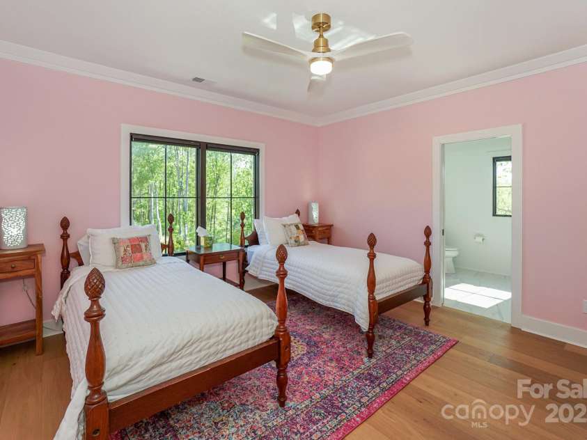 153 High Hills Drive, Mooresville, NC 28117.  MLS# CAR4246842, YatesRealty ID 8735. 