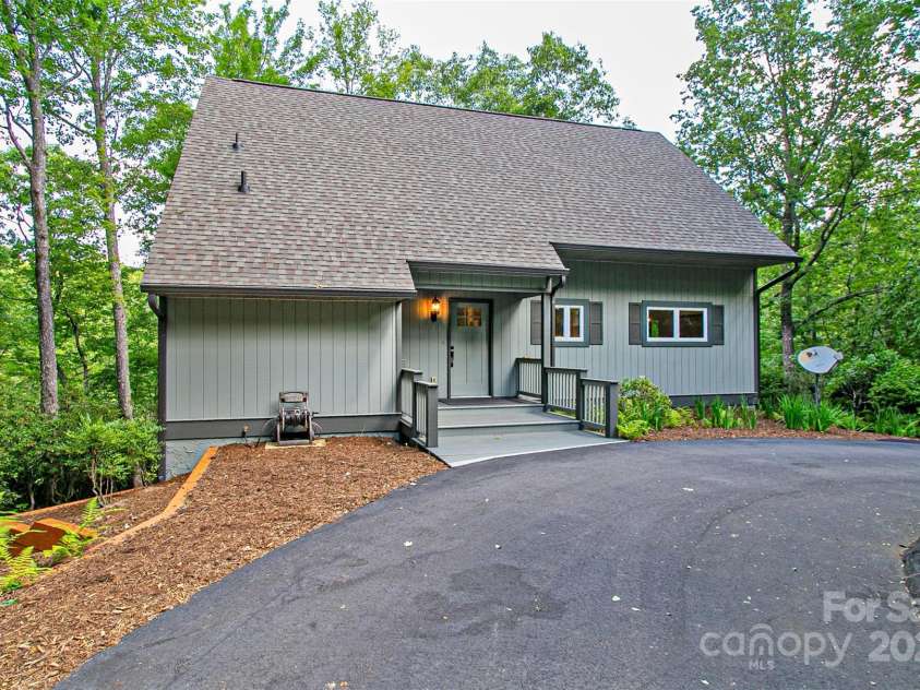 263 Ugedaliyvi Court, Brevard, NC 28712.  MLS# CAR4281622, YatesRealty ID 8736. 
