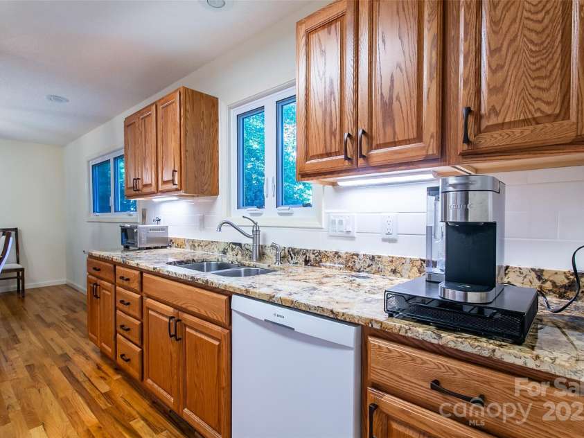 263 Ugedaliyvi Court, Brevard, NC 28712.  MLS# CAR4281622, YatesRealty ID 8736. 