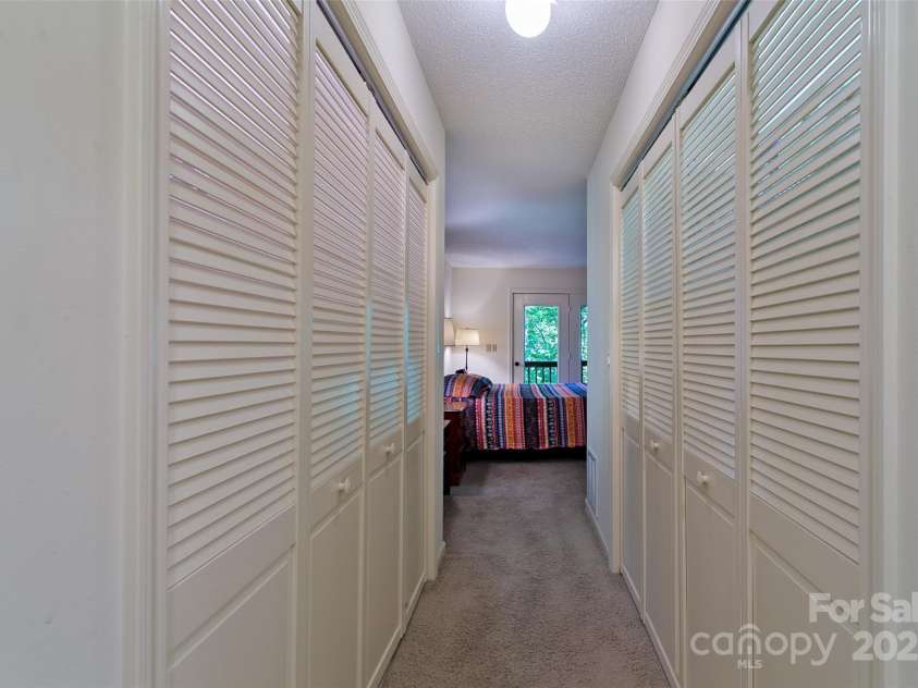 263 Ugedaliyvi Court, Brevard, NC 28712.  MLS# CAR4281622, YatesRealty ID 8736. 