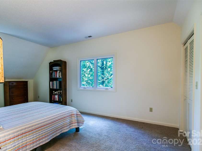 263 Ugedaliyvi Court, Brevard, NC 28712.  MLS# CAR4281622, YatesRealty ID 8736. 