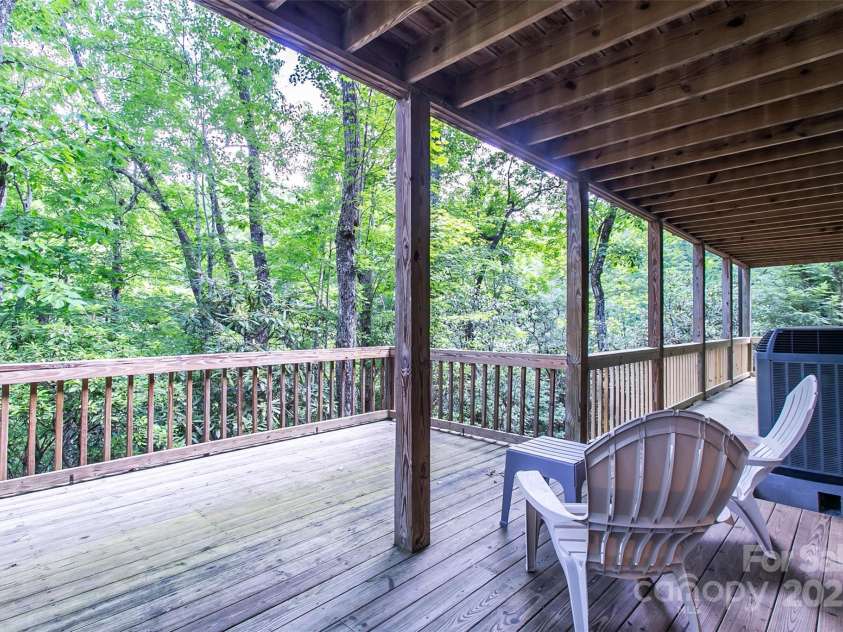 263 Ugedaliyvi Court, Brevard, NC 28712.  MLS# CAR4281622, YatesRealty ID 8736. 
