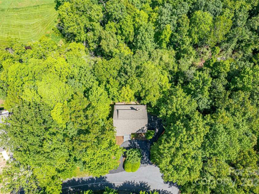 263 Ugedaliyvi Court, Brevard, NC 28712.  MLS# CAR4281622, YatesRealty ID 8736. 