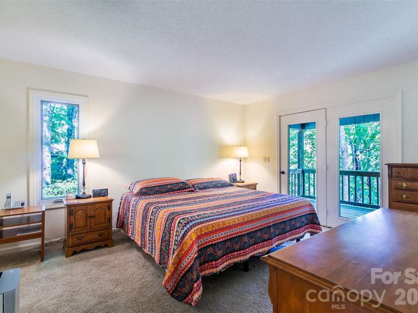 263 Ugedaliyvi Court, Brevard, NC 28712.  MLS# CAR4281622, YatesRealty ID 8736. 