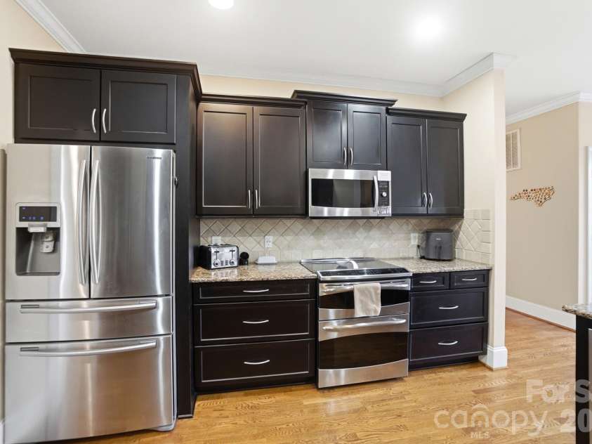 3101 Three Wood Drive, Denver, NC 28037.  MLS# CAR4358569, YatesRealty ID 8737. 