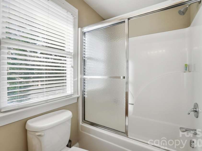 3101 Three Wood Drive, Denver, NC 28037.  MLS# CAR4358569, YatesRealty ID 8737. 