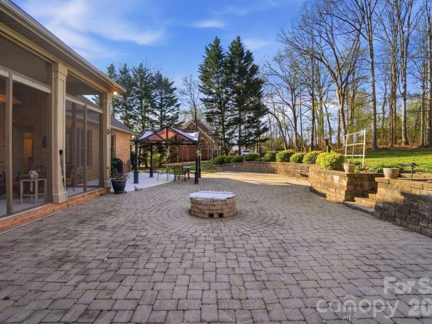 3101 Three Wood Drive, Denver, NC 28037.  MLS# CAR4358569, YatesRealty ID 8737. 